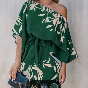 CUPSHE dress size M